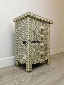 Tradebyd Table à tiroirs élégante avec sculpture florale et incrustation d'os de style console pour espaces de luxe - Product Image 4