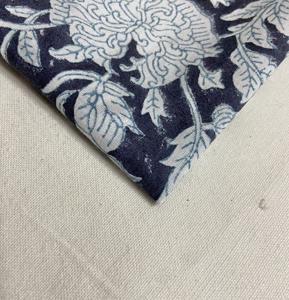 ผ้าฝ้ายพิมพ์ลายด้วยมือ ลายดอกไม้แบบจัล ด้านหลังสีเข้ม งานฝีมือแบบดั้งเดิม - Product Image 4