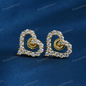 Venta al por mayor personalizado Hip hop VVS Moissanite diamante corazón Stud pendiente hecho a mano en plata de ley 925 con chapado en oro para las mujeres - Product Image 4