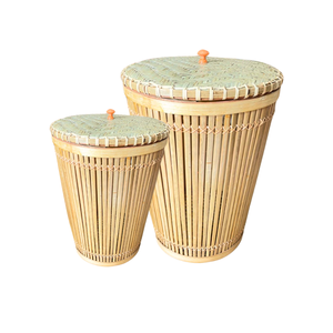 Beauté naturelle: Panier à linge en bambou fait à la main en jacinthe d'eau et jonc de mer avec couvercle Vietnam avec poignée pour l'organisation de la maison - Product Image 1