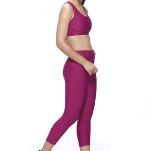 Colección 2024 Conjunto de yoga sin costuras de dos piezas transpirable de estilo único de alta moda para mujer Superventas a precio mayorista - Product Image 2