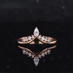 แหวนทองคำแท้ 14K ประดับเพชรเลี้ยงในห้องปฏิบัติการ สี E ทรงแฟนซีไลท์ ขนาด 2.5x4 มม. ทรงมาร์คีส์ สำหรับผู้หญิง - Product Image 2