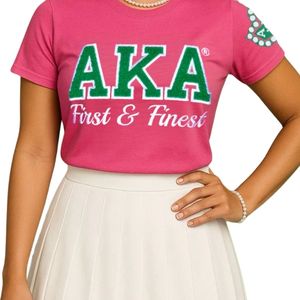 AKA prima e più bella maglietta in ciniglia di edera rosa con lettere bianche verdi per abbigliamento da confraternita in cotone camicia ricamata - Product Image 4