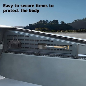 Divisor de Carga Modular para la Plataforma del Cybertruck, en Riel L, de Aleación de Aluminio, con Sistema Molle, para Mayor Versatilidad de Almacenamiento - Product Image 6