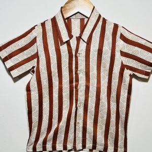 Camisa Casual Clásica para Niños, de Algodón, con Estampado de Rayas y Cuello |   Camisa de Verano de Manga Corta con Botones - Product Image 1