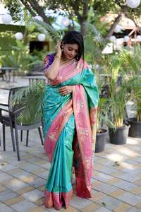 Saree en soie ethnique doux et écologique avec tissage Jari pur et motif floral Paithani Pallu pour toutes les occasions - Product Image 3