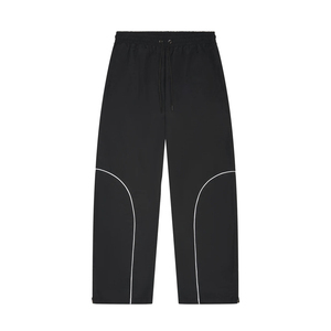 ชุดวอร์มกันลมแบบมีซิปสำหรับผู้ชาย ออกแบบโลโก้เองได้  ชุดออกกำลังกายผ้าโพลีเอสเตอร์  ชุดวอร์มไนลอน - Product Image 6