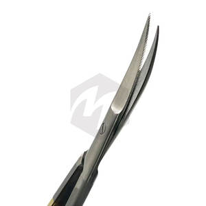 กรรไกรผ่าตัดแบบโค้งตรงขนาด 4.5 นิ้ว สีทอง ยี่ห้อ Supercut ผลิตจากเหล็กกล้าไร้สนิมเยอรมัน สำหรับงานผ่าตัด - Product Image 2