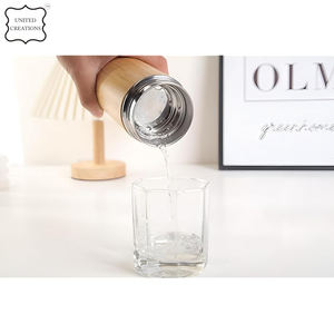 Botella de agua ecológica de madera y acero inoxidable de doble pared al por mayor, capacidad de 500ml con tapa aislada al vacío - Product Image 4