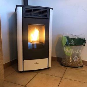 Poêle <span class=keywords><strong>à</strong></span> <span class=keywords><strong>granulés</strong></span> de bois extérieur en aluminium 5 kW, chauffage automatique autonome pour villa et usage domestique - Product Image 4
