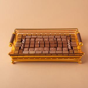 Exhibición de postres para servir chocolate de Metal dorado de Calidad exclusiva para decoración de vajilla del hogar y uso en bodas o fiestas - Product Image 1