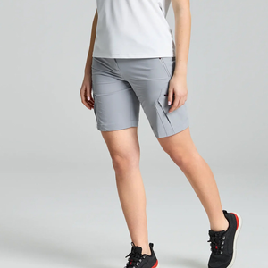 ราคาขายส่ง กางเกงขาสั้นคาร์โก้ผู้ชาย ผ้าฝ้าย 100% สีพื้น แห้งเร็ว ระบายอากาศได้ดี เอวยางยืด - Product Image 2