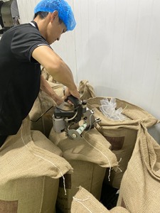 Factory Direct Green <b>Coffee</b> <b>Beans</b> <b>Robusta</b> S18 Standard – Sustainable Vietnam <b>Coffee</b> Supplier - Product Image 4