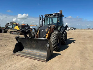 รถแบคโฮล รุ่น 2024 Case 695SV กำลัง 90 แรงม้า เครื่องยนต์ดีเซล เกียร์ Powershift บุ้งกี๋อเนกประสงค์ 4-in-1 รับน้ำหนักได้มาก - Product Image 1