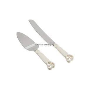 Servidor de pasteles para el hogar y la cocina y juego de cuchillos de 2 formas y tamaños personalizados Mesa decorativa Servidor de pasteles de metal y cuchillo en la India - Product Image 1