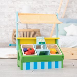 ROBINCOOL Jouet de supermarché en bois avec accessoires, comprend une auvent et une échaisse de marché pour enfants, jouets d'épicerie - Product Image 2