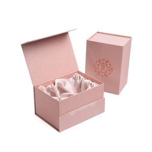 Boîte de bouteille de parfum personnalisée Boîtes cadeaux en carton rigide avec couvercle magnétique Boîte pliante d'emballage plat - Product Image 5