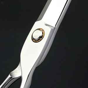 กรรไกรตัดเหล็กสแตนเลสสำหรับตัดผมกรรไกรตัดเหล็กจากปากีสถานรับประกัน2ปีโดย hexa Care - Product Image 3