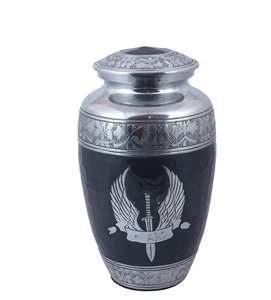 Urna de cremación grabada en plata para cenizas humanas, urna funeraria para adultos hecha a mano, urna de entierro grande para cenizas humanas, espada de ala de Ángel - Product Image 1