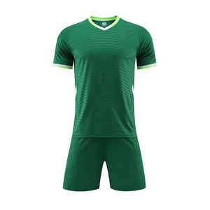 Uniforme de football teint par sublimation personnalisé, ensemble de conceptions courtes, col rond respirant à séchage rapide, entraînement de football en plein air unisexe - Product Image 6