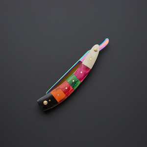 Rasoir droit OEM haut de gamme en acier inoxydable damas personnalisable Couteaux de barbier magnifiquement colorés pour un classement de bricolage de haute qualité - Product Image 3