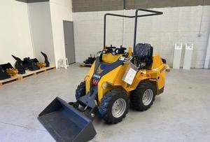 รถตักล้อยางขนาดเล็ก HONOR ASV 1.0 ตัน รุ่น Crawler Loader สำหรับงานไม้และงานหนัก พร้อมแรงยกสูง - Product Image 5