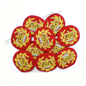 Conception personnalisée Badges de broderie à la main en fil métallique de haute qualité Badges brodés à la main Emblèmes - Product Image 5