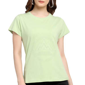T-shirts personnalisés en coton pour femmes avec manches courtes respirantes et logo avant conçu pour un style décontracté - Product Image 1