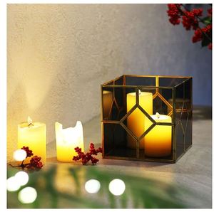 Lanterne porte-bougie moderne en laiton AK avec finition dorée, décoration artisanale pour la maison et le bureau - Product Image 2