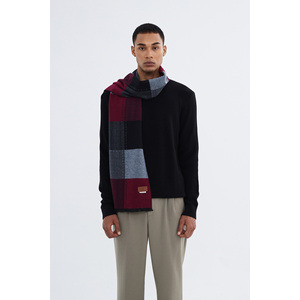 Petra Bourgogne Hommes Plaid Détaillé Sports D'hiver Accessoires Épais Doux Viscose Écharpe avec Bloc De Couleur Tricots Inspiré Conception - Product Image 1