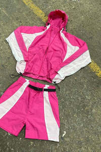 Conjunto Deportivo de 2 Piezas, Chaqueta Cortavientos con Cordón y Pantalones Cortos, 100% Nailon, Logotipo Personalizado, Corte Regular, Estilo Urbano, con Capucha, Estampado - Product Image 6