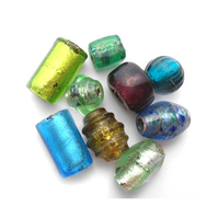 Perles en verre argentées colorées : Formes cylindriques, rondes et côtelées assorties - Perles artisanales vibrantes pour bijoux