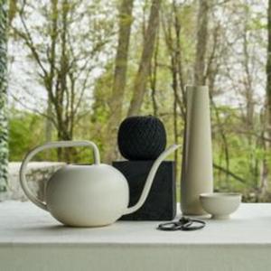 กระป๋องโลหะกันน้ำดีไซน์วินเทจสำหรับทำสวนพร้อมด้ามจับที่สบายเคลือบกันสนิมและใช้งานได้นาน - Product Image 2