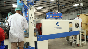 Solution de emballage fiable et rentable compacte semi-automatique de machine d'emballage de rétrécissement - Product Image 3