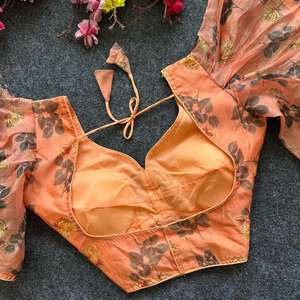 Artriddhs Blusa de Modal corta de media longitud de verano para mujer Estilo cuadrado con mangas de campana y diseño indio con estampado digital - Product Image 1