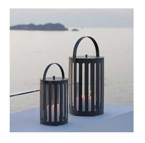 Farol de hierro y vidrio para decoración de jardín, vela de Metal hecha a mano para decoración del hogar - Product Image 1
