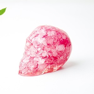 จี้รูปหัวกะโหลกคริสตัลขนาดเล็กพร้อมพลอยตาเสืออเมทิสต์และพลังงานบำบัดแกะสลักจากโกเมนขัดเงาสำหรับวันดินและวันฮาโลวีน - Product Image 3