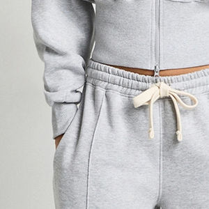 Sudadera con Capucha para Mujer a Precio Económico, Diseño Corto con Mangas Largas para Estilo y Uso en Exteriores, con Dobladillo Acanalado y Cordones en la Capucha - Product Image 3