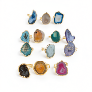 Bagues uniques de style bohème avec accents de pierres naturelles colorées pour la revente dans la catégorie Bracelets et Joncs de mode - Product Image 3
