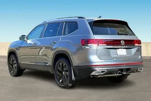 Volkswagen Atlas 2.0T SE 2024 Usado (LHD/RHD) - Product Image 2