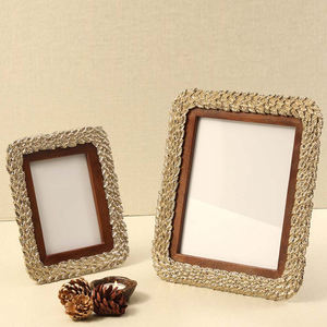 Cadre photo carré en métal couleur argent avec finition polie brillante et couvercle en verre épais, parfait pour la décoration de la maison - Product Image 2