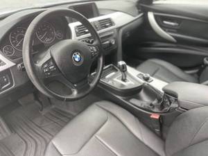 BMW Serie 3 328i 2013 usado en venta a bajo precio - Product Image 2