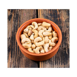 Nueces de cachemira de alta calidad, grano entero de primera calidad, disponibles para compra a granel y suministro al por mayor. - Product Image 1