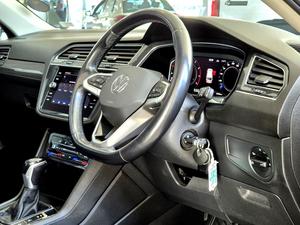 VOLKSWAGEN TIGUAN ALLSPACE 1.4TSI 110KW 2022 D'OCCASION CÔTÉ GAUCHE/DROIT - Product Image 3