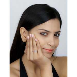 Anillo de Compromiso de Plata de Ley 925 con Diamante Americano de 1 Quilate, Corte Pera, Grado AAA, 2.68 Gramos - Product Image 3