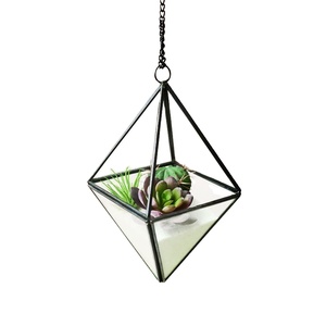 Boîte à plantes en verre transparent fait à la main décorative en métal noir suspendu Terrarium jardinière en verre et bougeoir décoration de jardin à la maison - Product Image 1