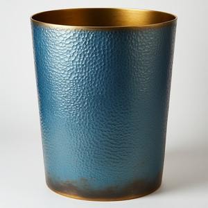 Tapa de Cubo de Basura de Acero Galvanizado de Diseño, Elaborada para Interiores de Lujo, que Combina un Aspecto Elegante, un Material Resistente y una Función Práctica - Product Image 1