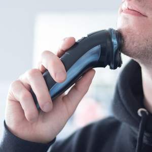 Afeitadora Eléctrica Inalámbrica con Doble Cuchilla, Agarre Cómodo, Cabezal Giratorio, Resistente al Agua, Recortadora Reversible, Cuchillas Metálicas de Afeitado Rápido - Product Image 6