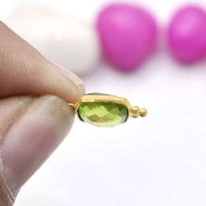 Colgante de Turquesa Hecho a Mano con Bisel Acolchado para Hacer Joyas, Pequeño Collar de Oro, Regalo para Ella - Product Image 6