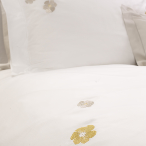 Wholesale Custom 100% Cotton Bedding Sets Embroidered Gold and Silver Flowers Duvet Cover and Pillowcases for Home Hotel Wedding - Product Image 2
